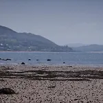 펜션 Coastal View House 번크라나
