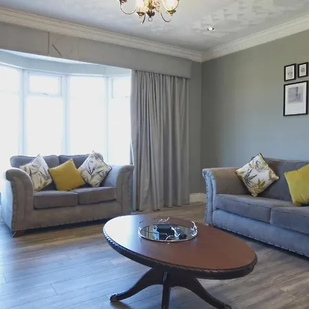 Coastal View House * Buncrana