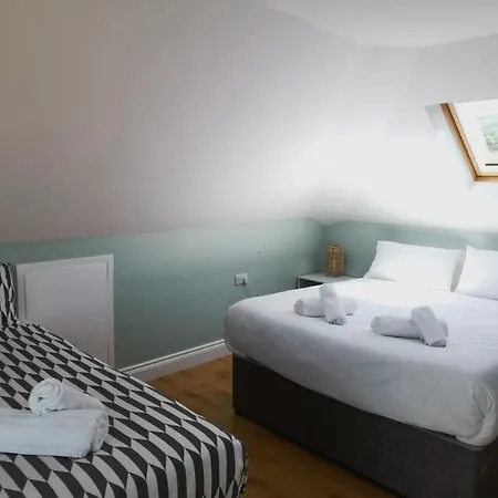 Coastal View House *