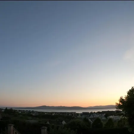 Coastal View House Hébergement de vacances *