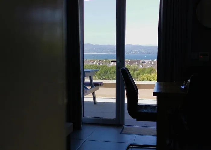 Coastal View House * Buncrana