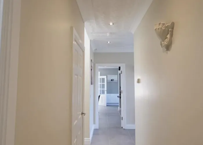 Coastal View House Tatil Evi