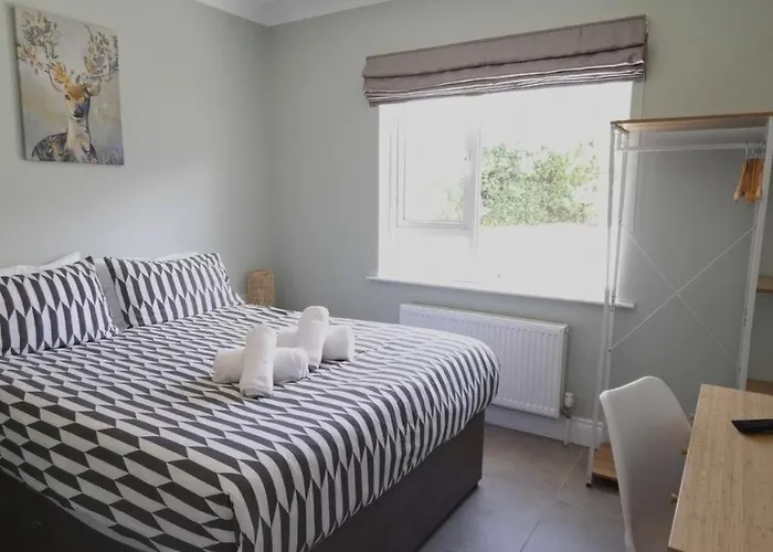 Nyaraló Coastal View House *